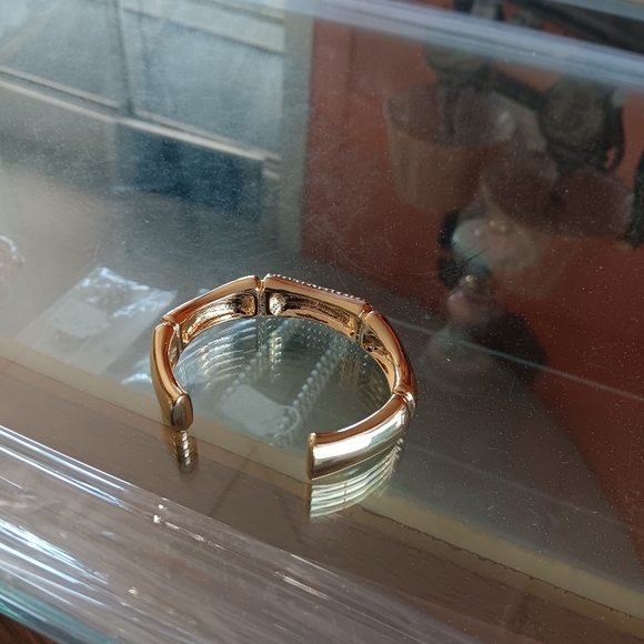 Braclet - Picture 2 of 2